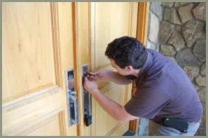 Waterbury Locksmith And Key Waterbury, CT 203-651-6684 - 68-44-4
